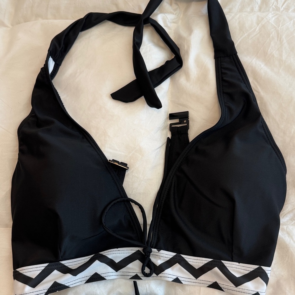 Source Unknown Black And White Zigzag Bikini - image 2